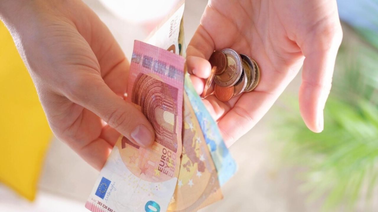 Économisez de l’argent chaque mois en France avec un système vraiment facile à adopter